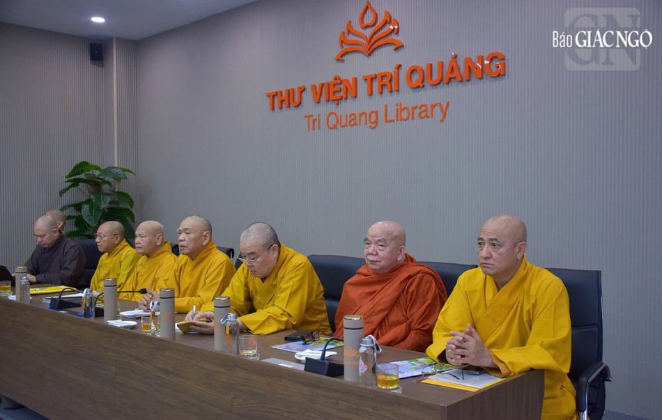 Chư vị giáo phẩm lãnh đạo Giáo hội chủ trì phiên họp Chư vị giáo phẩm lãnh đạo Giáo hội chủ trì phiên họp