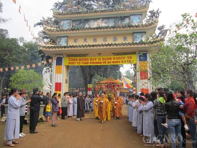 Lễ hội chùa Thiên Ấn - Quảng Ngãi được tổ chức vào ngày 17 tháng Giêng hằng năm