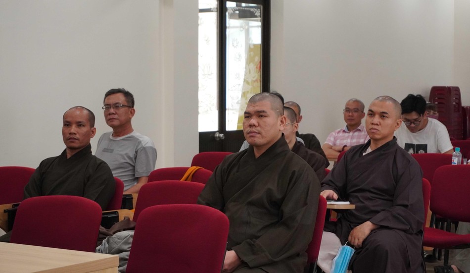 Chư tôn đức cộng tác viên tại các quận huyện tham dự Chư tôn đức cộng tác viên tại các quận huyện tham dự