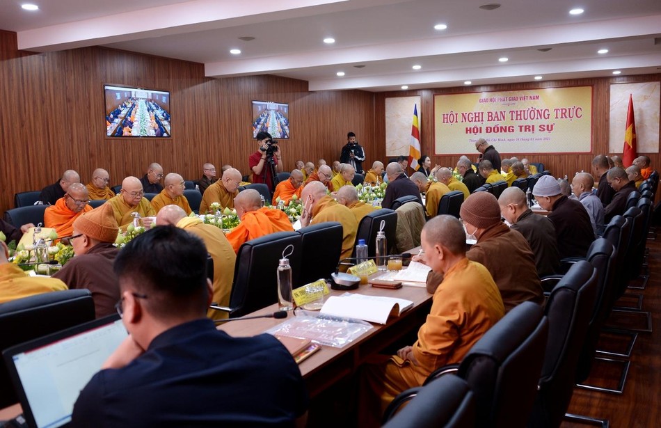 Hội nghị Ban Thường trực nhằm chuẩn bị các nội dung cho Hội nghị kỳ 5 - khóa VIII