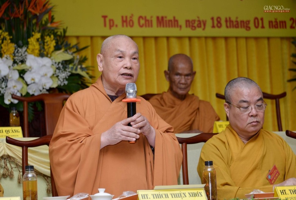 Hòa thượng Chủ tịch Hội đồng Trị sự phát biểu đúc kết, bế mạc Hội nghị kỳ - khóa VIII Hòa thượng Chủ tịch Hội đồng Trị sự phát biểu đúc kết, bế mạc Hội nghị kỳ - khóa VIII