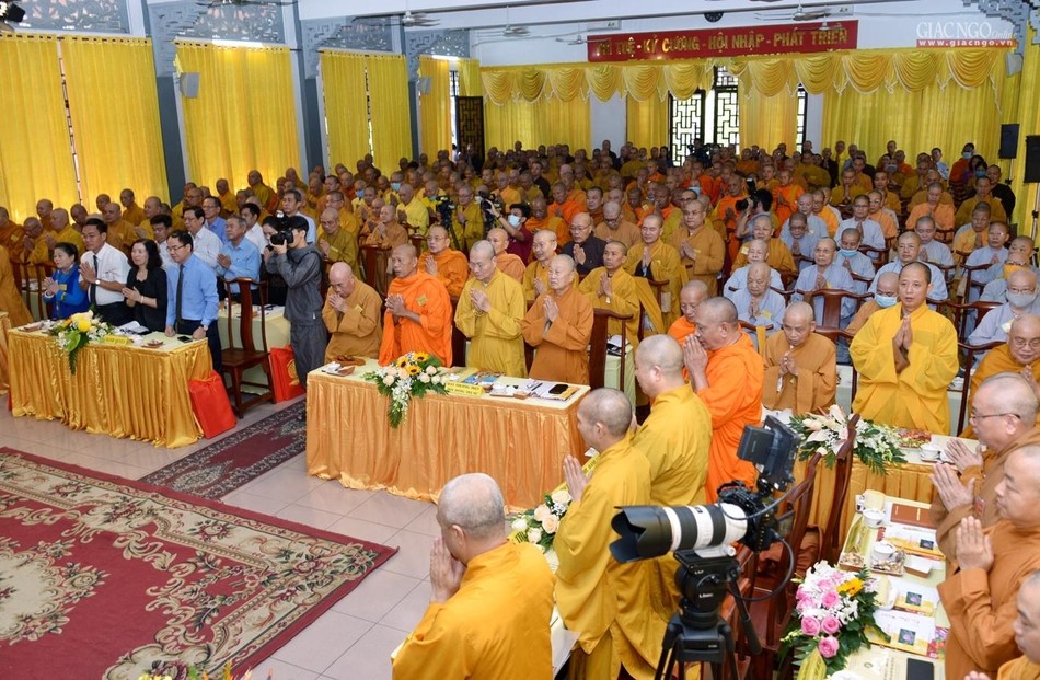 Nghi thức niệm Phật cầu gia hộ, chùa Quốc kỳ, Đạo kỳ