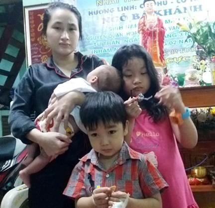 Chị Gấm với nỗi đau mất chồng và 3 đứa con nhỏ dại Chị Gấm với nỗi đau mất chồng và 3 đứa con nhỏ dại