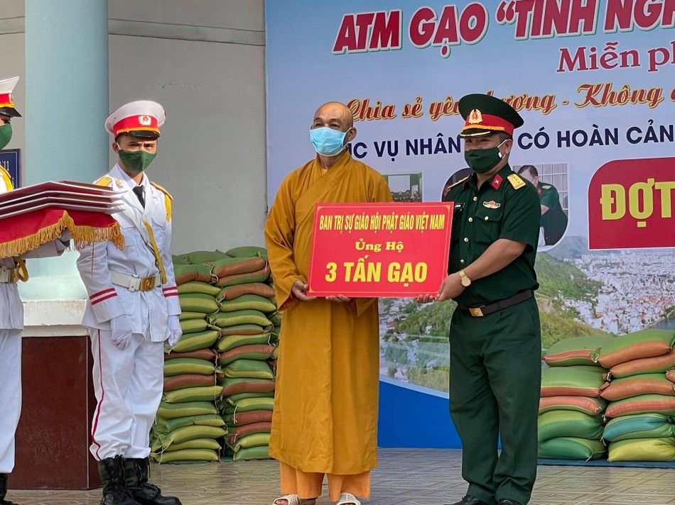 Ban Trị sự TP.Vũng Tàu ủng hộ 3 tấn gạo đến chương trình