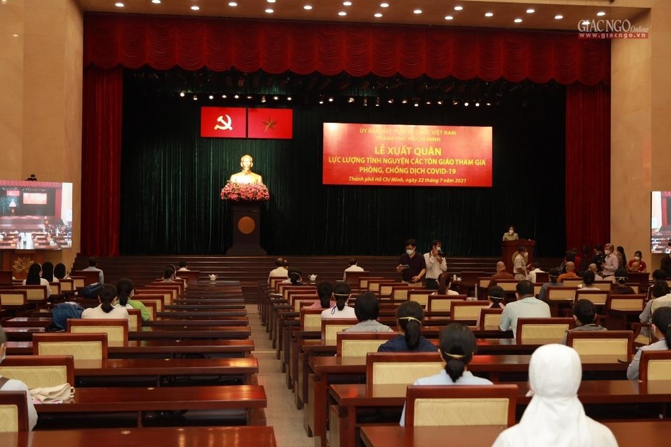 Quang cảnh lễ xuất phát Quang cảnh lễ xuất phát