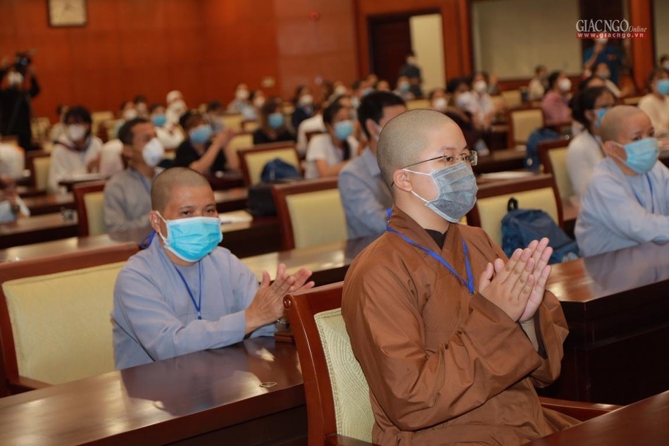 Tình nguyện viên trong lễ xuất phát Tình nguyện viên trong lễ xuất phát