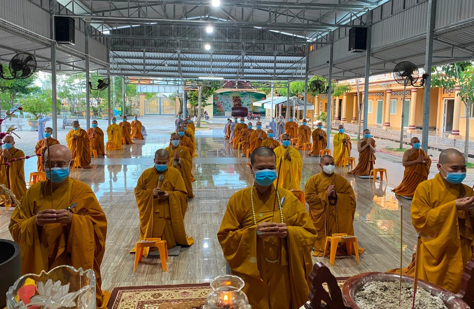 Ban Trị sự GHPGVN tỉnh Bạc Liêu tưởng niệm ngày Thương binh - Liệt sĩ; tụng kinh Dược sư cầu nguyện quốc thới dân an Ban Trị sự GHPGVN tỉnh Bạc Liêu tưởng niệm ngày Thương binh - Liệt sĩ; tụng kinh Dược sư cầu nguyện quốc thới dân an