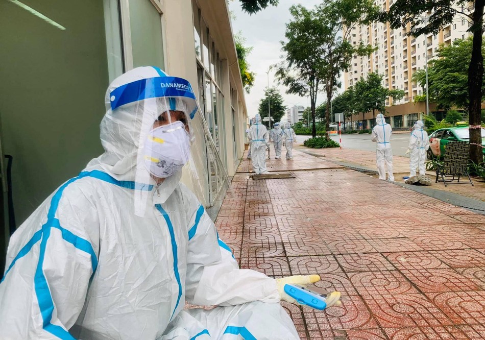 Chuẩn bị tiếp nhận bệnh nhân F0 tại Bệnh viện Dã chiến thu dung số 12 - TP.Thủ Đức Chuẩn bị tiếp nhận bệnh nhân F0 tại Bệnh viện Dã chiến thu dung số 12 - TP.Thủ Đức