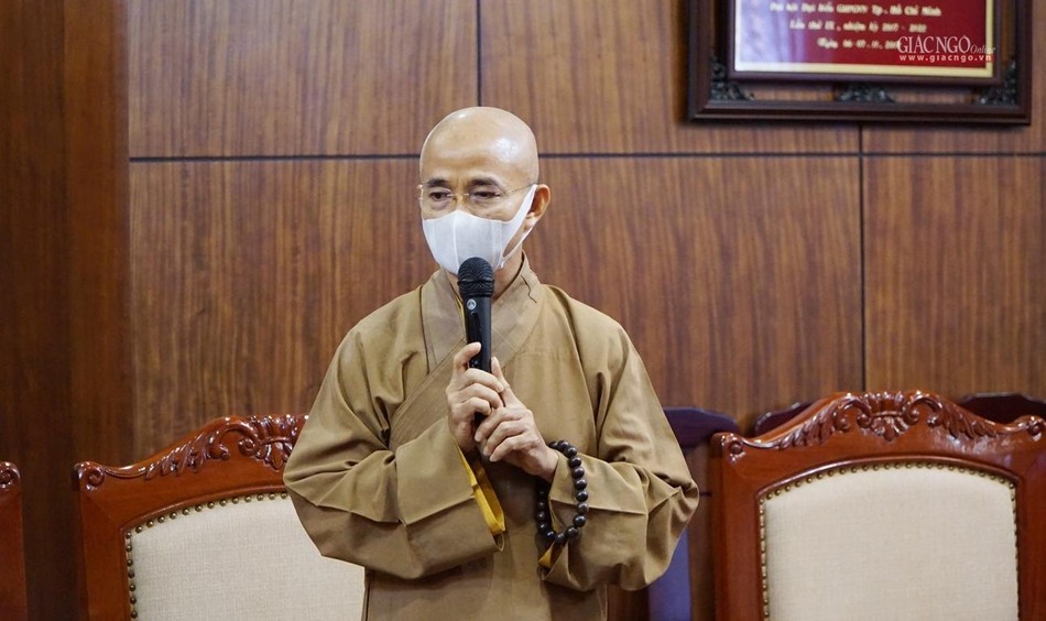 Thượng tọa Thích Thiện Quý thay mặt Ban Thư ký Ban Trị sự thông tin đến đoàn Công an TP.HCM về một số hoạt động Phật sự Thượng tọa Thích Thiện Quý thay mặt Ban Thư ký Ban Trị sự thông tin đến đoàn Công an TP.HCM về một số hoạt động Phật sự