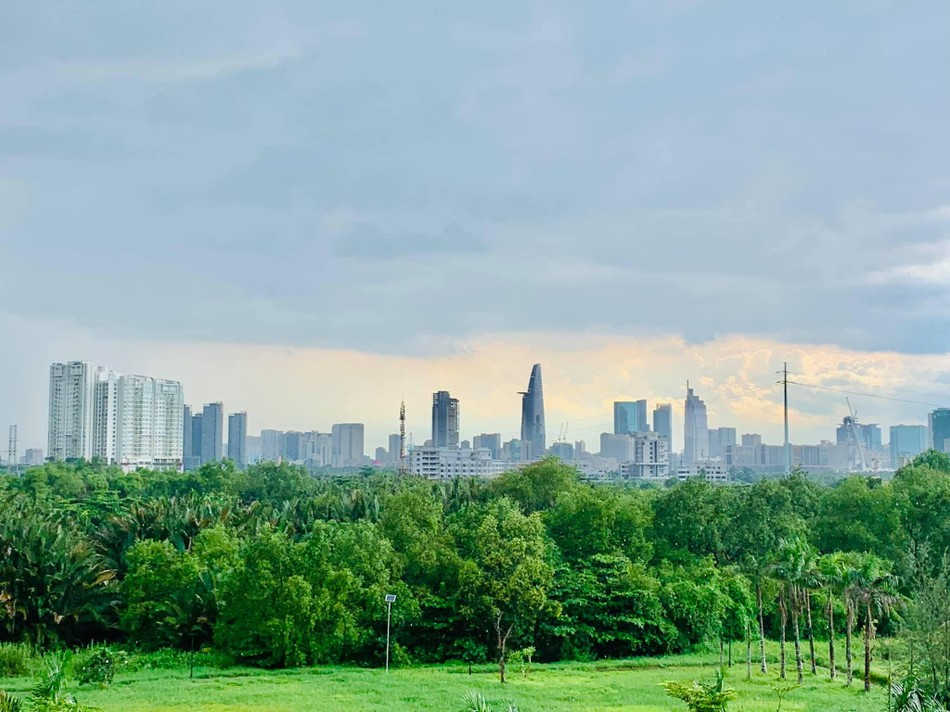 Hình view đẹp từ Bệnh viện Dã chiến số 12 nhìn ra Hình view đẹp từ Bệnh viện Dã chiến số 12 nhìn ra