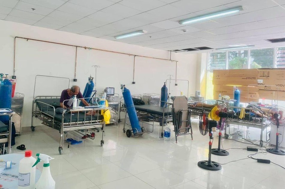 Phòng cấp cứu Bệnh viện Dã chiến thu dung số 12 - TP.Thủ Đức Phòng cấp cứu Bệnh viện Dã chiến thu dung số 12 - TP.Thủ Đức