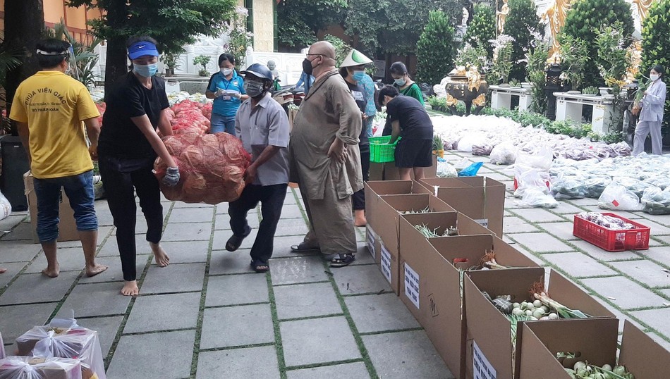 Vận chuyển hàng đến Ủy ban MTTQVN quận Tân Bình và các phường Vận chuyển hàng đến Ủy ban MTTQVN quận Tân Bình và các phường