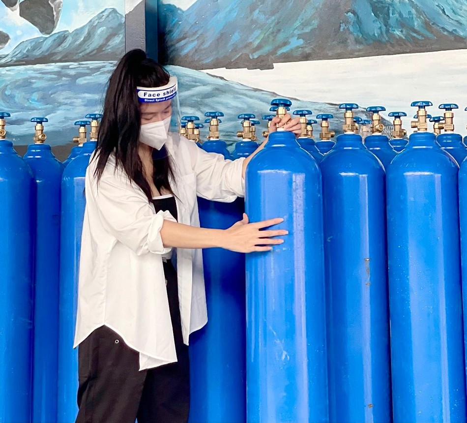 Hỗ trợ 100 bình oxy đến Trạm oxy 0 đồng phục vụ F0 tại nhà Hỗ trợ 100 bình oxy đến Trạm oxy 0 đồng phục vụ F0 tại nhà