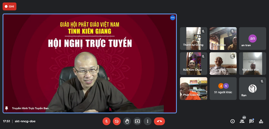 Thượng tọa Thích Minh Nhẫn triển khai thành lập các bếp ăn hỗ trợ tuyến đầu