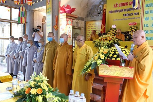 Ban Trị sự huyện nhiệm kỳ mới ra mắt hội nghị, Thượng tọa Thích Tâm Vượng phát biểu nhận nhiệm vụ