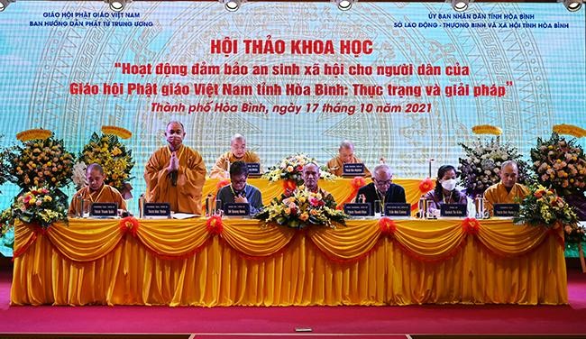 Chư tôn đức, các GS, TS chứng minh, chủ tọa hội thảo Chư tôn đức, các GS, TS chứng minh, chủ tọa hội thảo