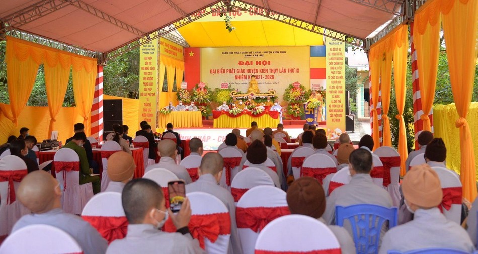 Quang cảnh đại hội đại biểu Phật giáo huyện Kiến Thụy Quang cảnh đại hội đại biểu Phật giáo huyện Kiến Thụy