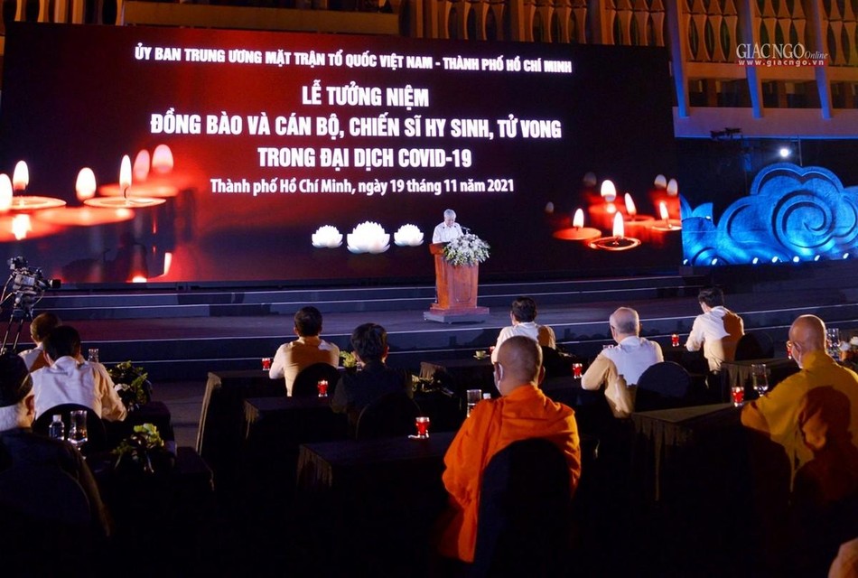 Lễ tưởng niệm đồng bào tử vong và cán bộ, chiến sĩ hy sinh trong đại dịch bệnh Covid-19 Lễ tưởng niệm đồng bào tử vong và cán bộ, chiến sĩ hy sinh trong đại dịch bệnh Covid-19