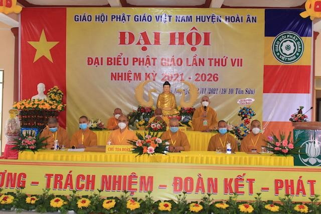 Hòa thượng Thích Chúc Thọ ban đạo từ Hòa thượng Thích Chúc Thọ ban đạo từ