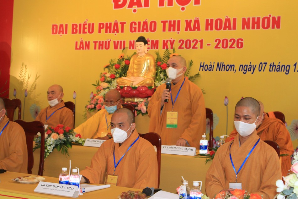 Thượng tọa Thích Đồng Thành phát biểu tại đại hội Thượng tọa Thích Đồng Thành phát biểu tại đại hội