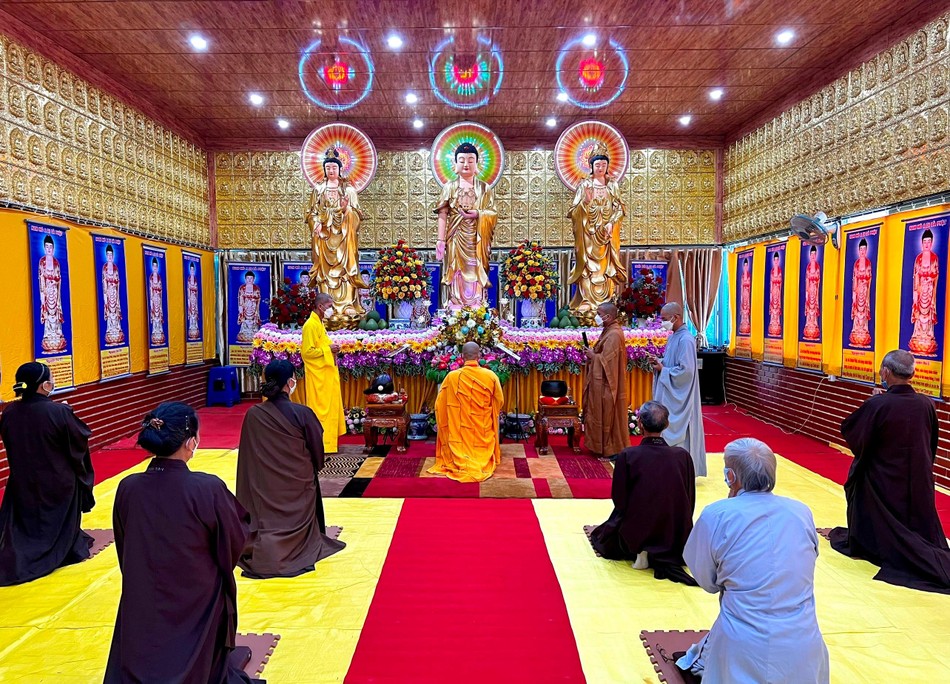 Đây là dịp để những người con Phật, đặc biệt là những hành giả tu theo pháp môn Tịnh độ hiểu rõ hơn về những hạnh nguyện của Đức Phật A Di Đà Đây là dịp để những người con Phật, đặc biệt là những hành giả tu theo pháp môn Tịnh độ hiểu rõ hơn về những hạnh nguyện của Đức Phật A Di Đà