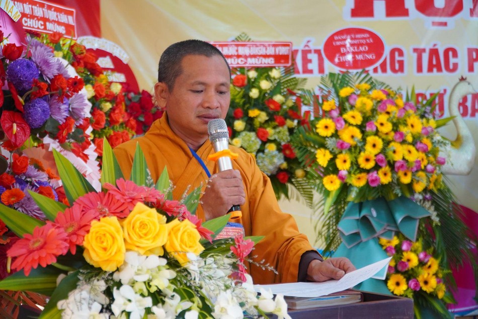Thượng tọa Thích Nhuận Thân, Trưởng ban Trị sự huyện Đắk Mill, Trưởng ban Tổ chức phát biểu khai mạc Thượng tọa Thích Nhuận Thân, Trưởng ban Trị sự huyện Đắk Mill, Trưởng ban Tổ chức phát biểu khai mạc