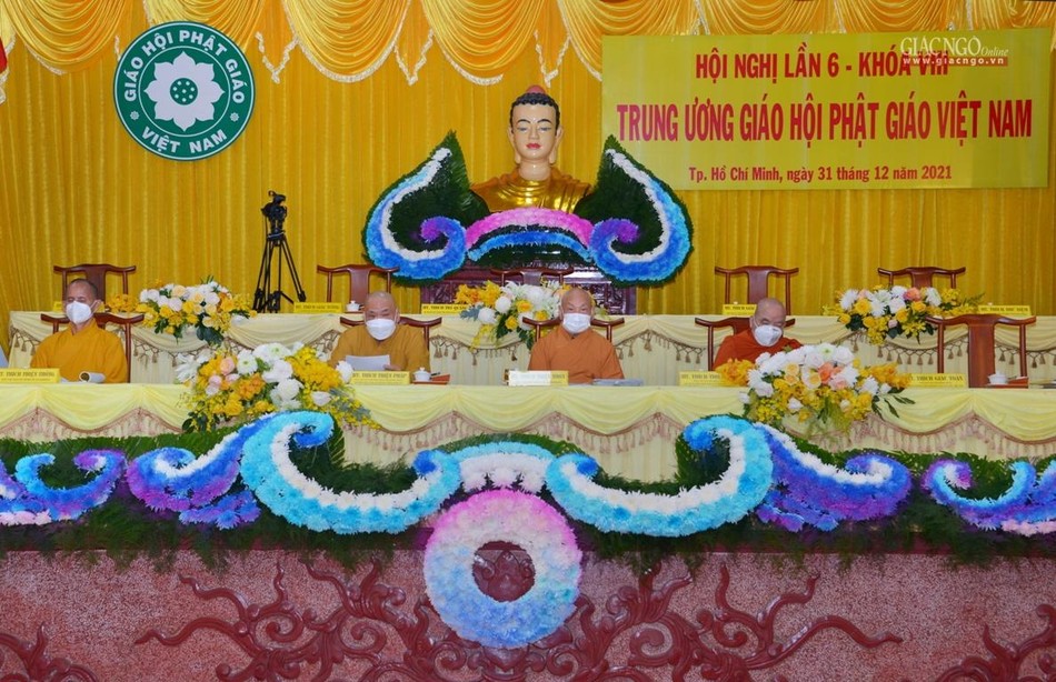 Chư tôn đức chủ tọa hội nghị tại đầu cầu TP.HCM Chư tôn đức chủ tọa hội nghị tại đầu cầu TP.HCM