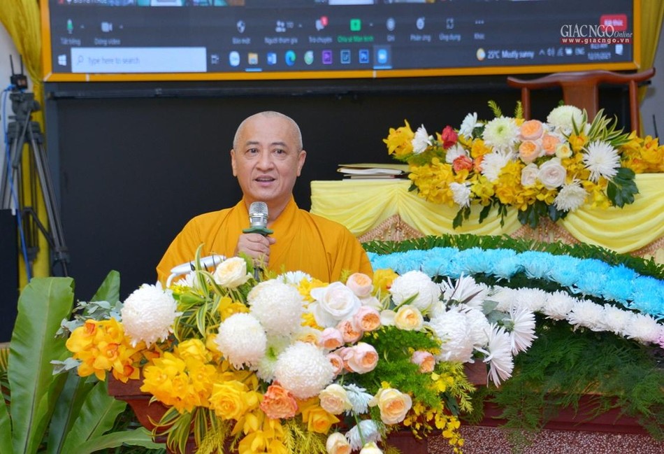 Hoà thượng Thích Huệ Thông trình bày chương trình hoạt động Phật sự của GHPGVN năm 2022 Hoà thượng Thích Huệ Thông trình bày chương trình hoạt động Phật sự của GHPGVN năm 2022