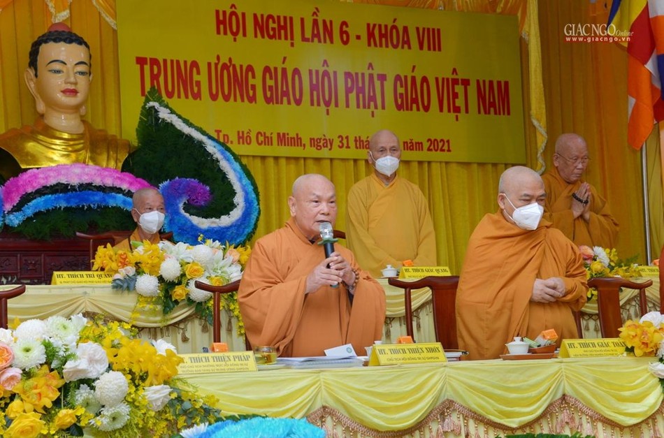 Hòa thượng Thích Thiện Nhơn đã lấy ý kiến toàn thể chư tôn đức Tăng Ni, cư sĩ tham dự Hội nghị trực tiếp, trực tuyến kỳ 6 – Khóa VIII Hội đồng Trị sự GHPGVN suy tôn Trưởng lão Hòa thượng Thích Trí Quảng lên ngôi vị Quyền Pháp chủ Hội đồng Chứng minh GHPGVN Hòa thượng Thích Thiện Nhơn đã lấy ý kiến toàn thể chư tôn đức Tăng Ni, cư sĩ tham dự Hội nghị trực tiếp, trực tuyến kỳ 6 – Khóa VIII Hội đồng Trị sự GHPGVN suy tôn Trưởng lão Hòa thượng Thích Trí Quảng lên ngôi vị Quyền Pháp chủ Hội đồng Chứng minh GHPGVN