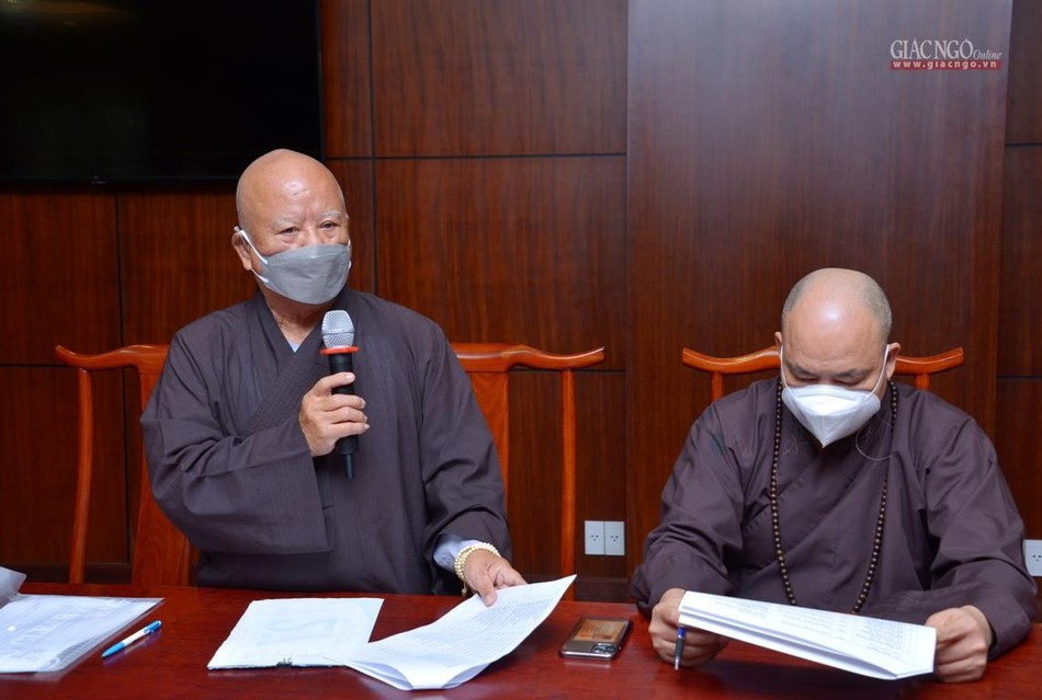 Hòa thượng Thích Thiện Minh phát biểu tại buổi họp Hòa thượng Thích Thiện Minh phát biểu tại buổi họp