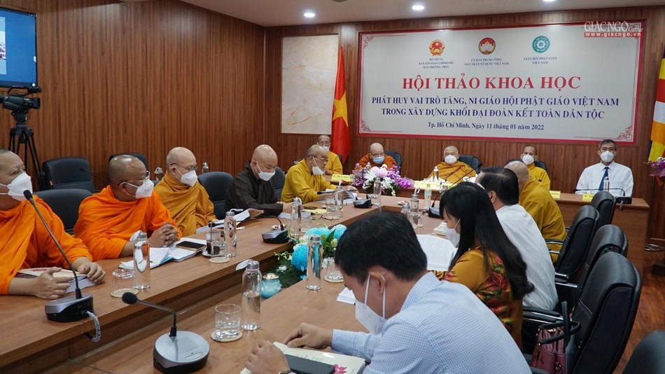 Tại đầu cầu Hội đồng Trị sự phía Nam - TP.HCM Tại đầu cầu Hội đồng Trị sự phía Nam - TP.HCM