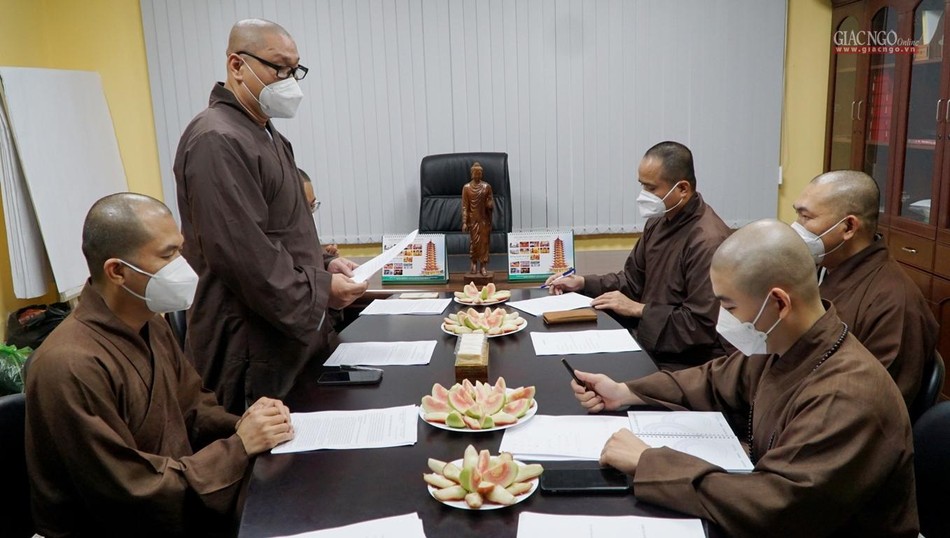 Đại đức Thích Minh Thuận, Phó ban kiêm Thư ký Ban Thông tin - Truyền thông Đại đức Thích Minh Thuận, Phó ban kiêm Thư ký Ban Thông tin - Truyền thông