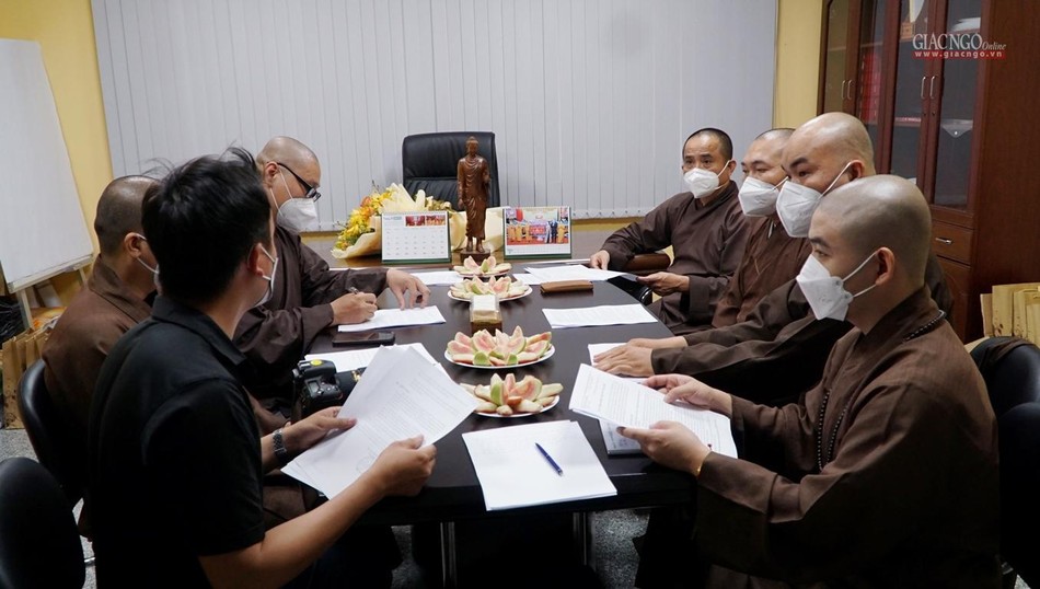 Thành viên của Ban thảo luận các công việc sắp tới Thành viên của Ban thảo luận các công việc sắp tới