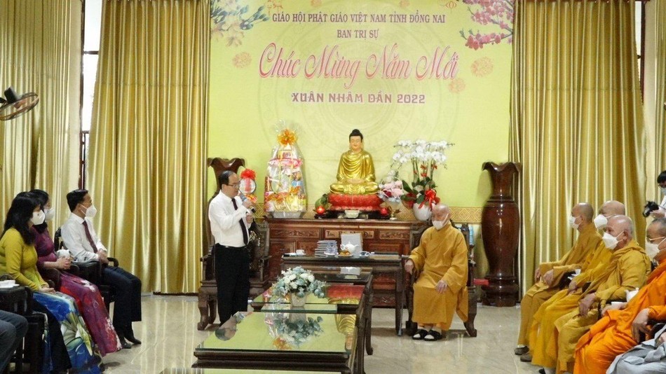 Ông Quản Minh Cường chúc Tết đến chư tôn đức Ông Quản Minh Cường chúc Tết đến chư tôn đức