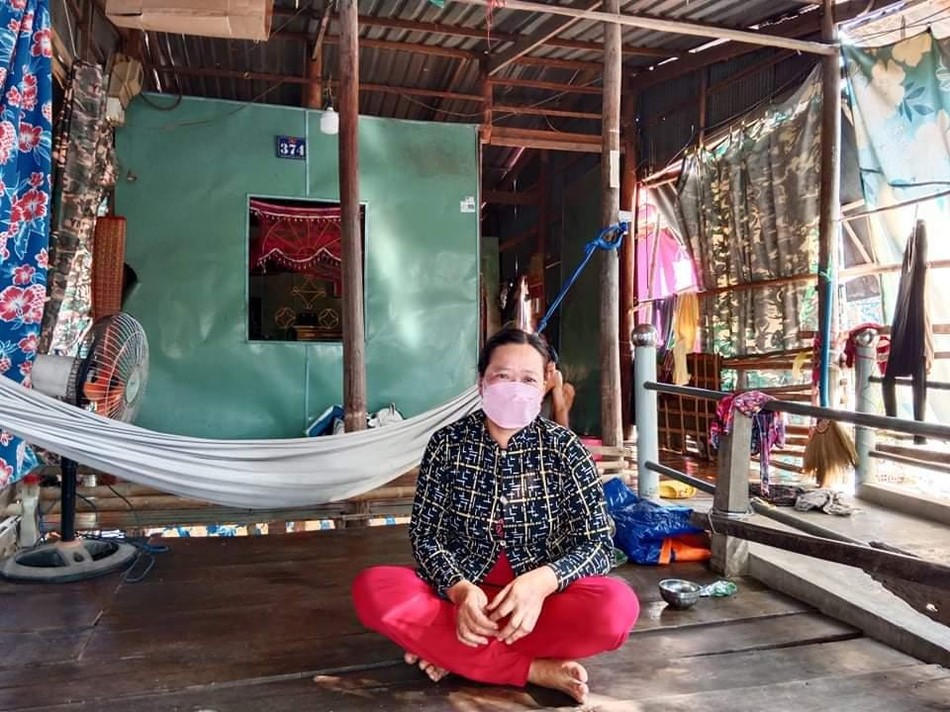 Lê Thị Cẩm Vân bị mắc bệnh ác tính Lê Thị Cẩm Vân bị mắc bệnh ác tính