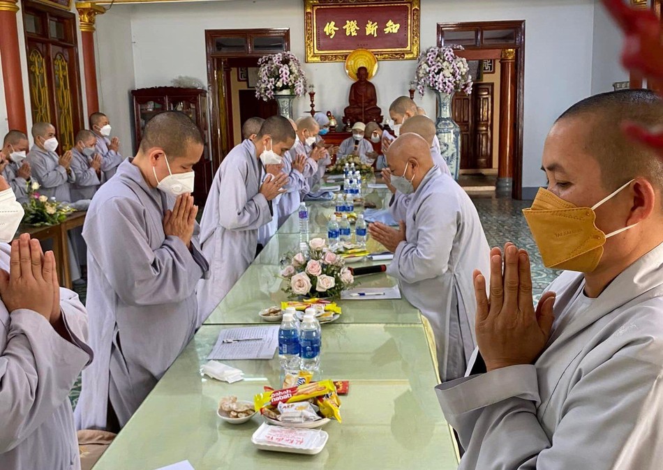 Buổi họp của Phân ban Ni giới Bình Định Buổi họp của Phân ban Ni giới Bình Định