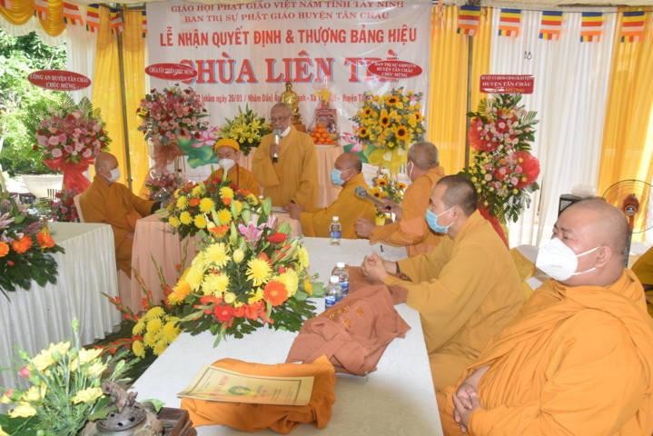 Hòa thượng Thích Huệ Tâm ban đạo từ Hòa thượng Thích Huệ Tâm ban đạo từ