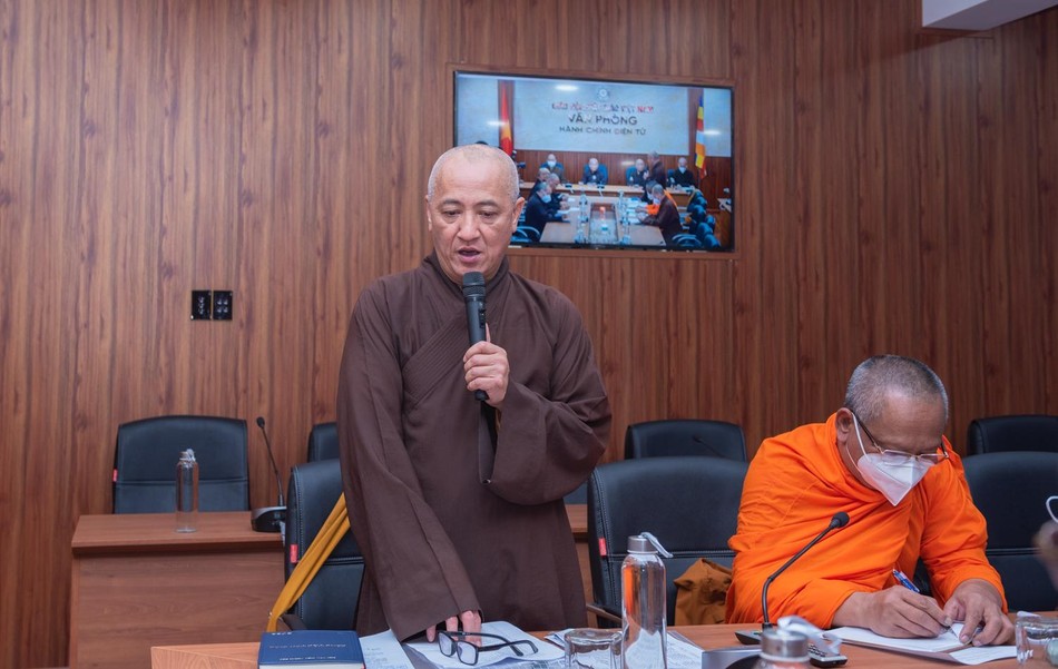 Hòa thượng Thích Huệ Thông báo cáo đại hội của các Ban Trị sự tổ chức thành công - Ảnh: Đăng Huy Hòa thượng Thích Huệ Thông báo cáo đại hội của các Ban Trị sự tổ chức thành công - Ảnh: Đăng Huy