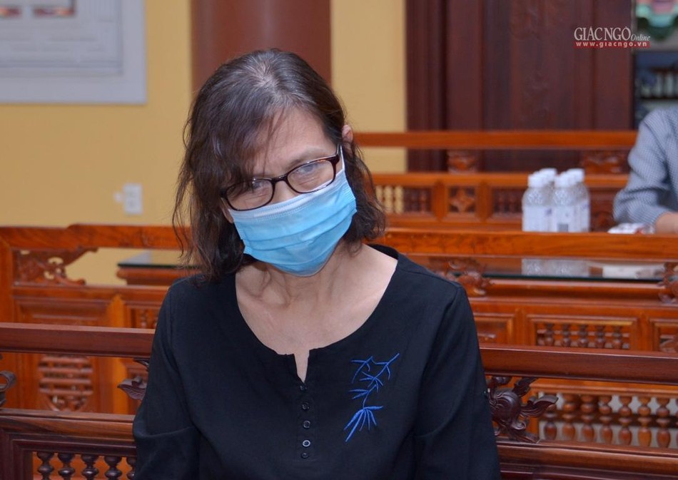 Chị Tống Hồ Thị Khánh Huy đại diện gia quyến