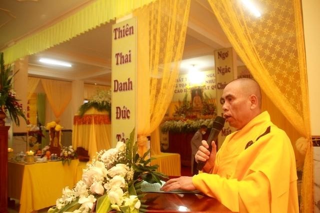 Thượng toạ Thích Nhuận Nghĩa đọc lời tưởng niệm của Ban Trị sự GHPGVN tỉnh Thượng toạ Thích Nhuận Nghĩa đọc lời tưởng niệm của Ban Trị sự GHPGVN tỉnh