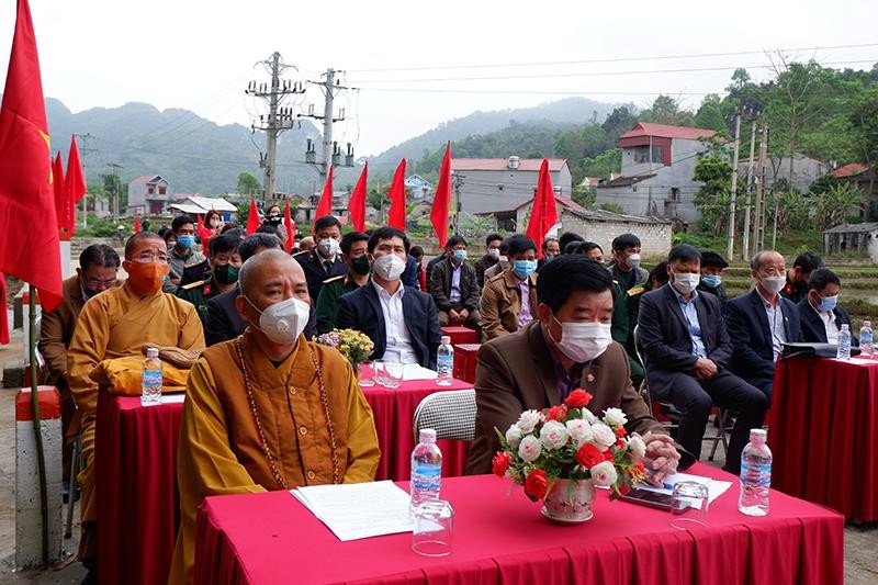 Chư tôn đức Ban Trị sự Phật giáo Lạng Sơn dự lễ khánh thành Chư tôn đức Ban Trị sự Phật giáo Lạng Sơn dự lễ khánh thành