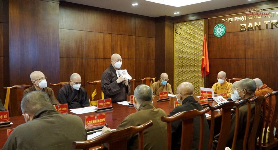 Hòa thượng Thích Lệ Trang góp ý về thiết kế biểu tưởng kỷ niệm 40 năm thành lập GHPGVN TP.HCM Hòa thượng Thích Lệ Trang góp ý về thiết kế biểu tưởng kỷ niệm 40 năm thành lập GHPGVN TP.HCM