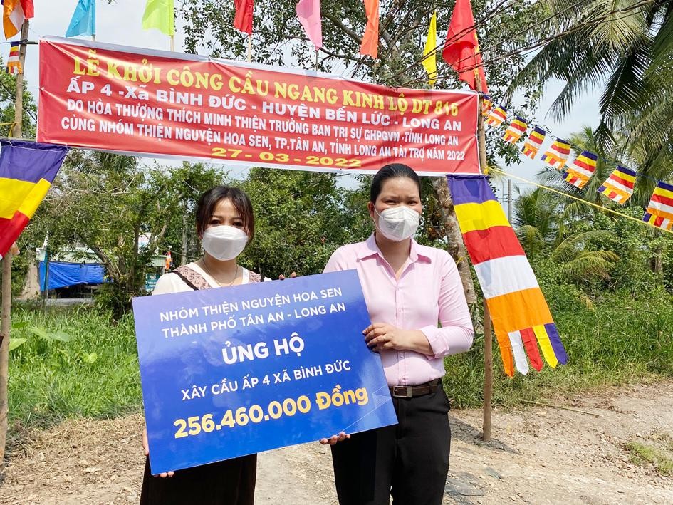 Nhóm thiện nguyện Hoa Sen, TP.Tân An, tỉnh Long An tài trợ trên 256,4 triệu đồng