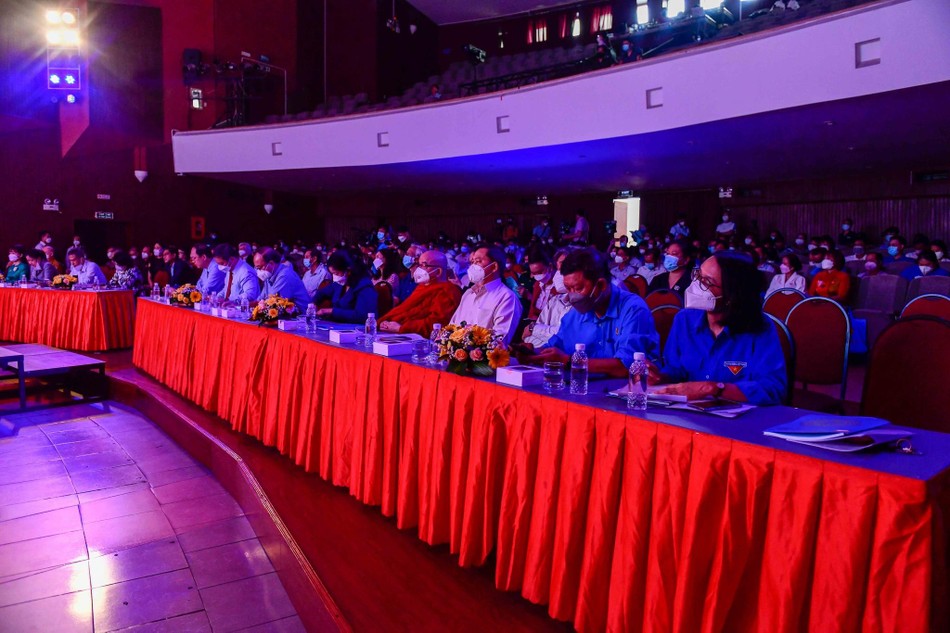 Hội nghị sơ kết các quỹ hỗ trợ năm 2021 của Ủy ban MTQVN TP.HCM - Ảnh: MTTP Hội nghị sơ kết các quỹ hỗ trợ năm 2021 của Ủy ban MTQVN TP.HCM - Ảnh: MTTP