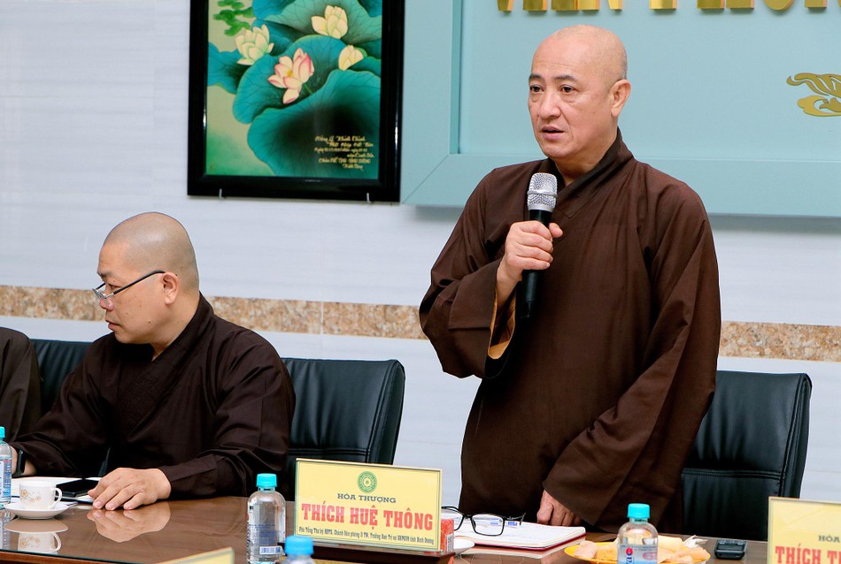 Hòa thượng Thích Huệ Thông phát biểu định hướng một số nội dung Hòa thượng Thích Huệ Thông phát biểu định hướng một số nội dung