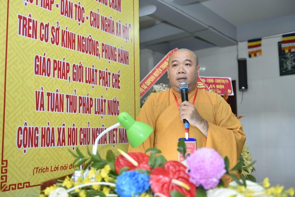 Đại đức Thích Trí Thọ, Phó ban kiêm Chánh Thư ký Ban Trị sự tỉnh, Phó ban tổ chức báo cáo công tác tổ chức Đại giới đàn Niệm Nghĩa Đại đức Thích Trí Thọ, Phó ban kiêm Chánh Thư ký Ban Trị sự tỉnh, Phó ban tổ chức báo cáo công tác tổ chức Đại giới đàn Niệm Nghĩa