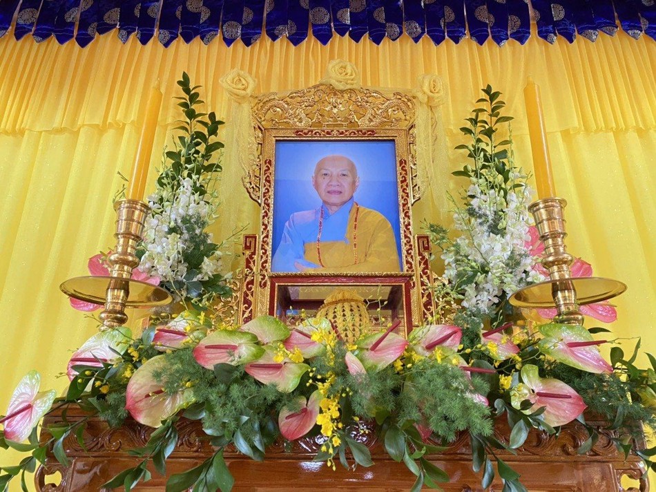 Di ảnh Ni trưởng Thích nữ Huệ Trang Di ảnh Ni trưởng Thích nữ Huệ Trang