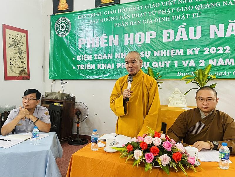 Thượng tọa Thích Như Giải ban đạo từ