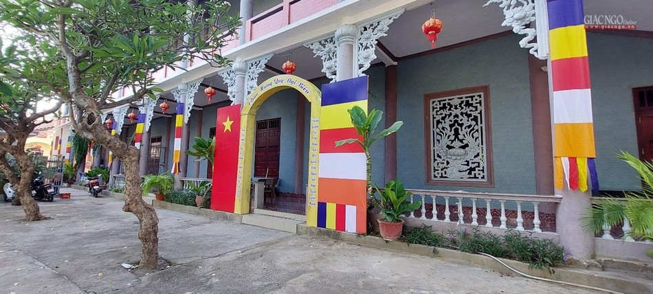 Không khí vui tươi đón mừng đại hội