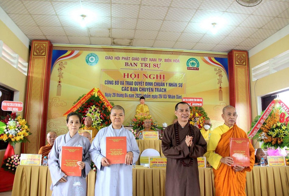 Ban Kinh tế - Tài chánh thuộc Ban Trị sự GHPGVN TP.Biên Hòa nhận quyết định Ban Kinh tế - Tài chánh thuộc Ban Trị sự GHPGVN TP.Biên Hòa nhận quyết định
